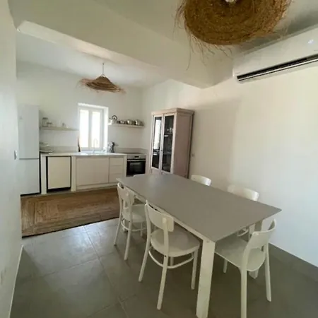 Апартаменты Modern With Sea View - - 80 Sqm - Terrace *